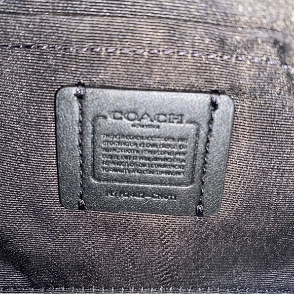 Coach - Picture 10 of 13